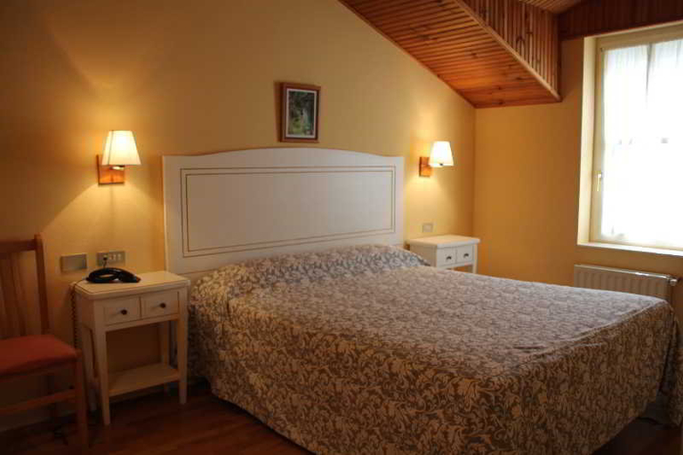 Bedroom 2, Mundaka, Vizcaya