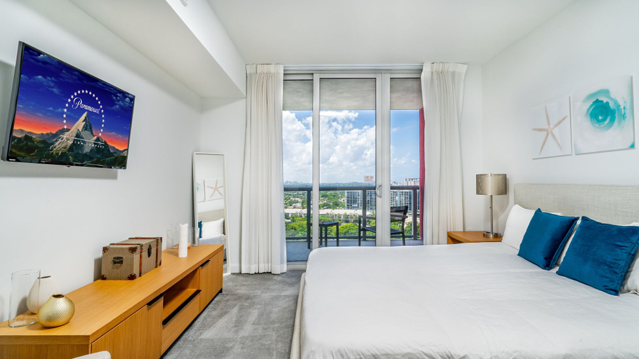 Bedroom 3, Resort Apartments, Broward