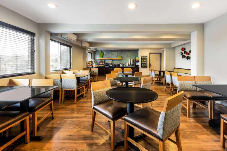 Food & Drinks 5, La Quinta Inn & Suites Mission Bay, San Diego