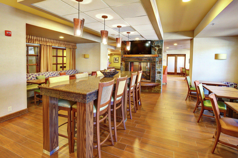 Food & Drinks 5, Hampton Inn Butte, Silver Bow
