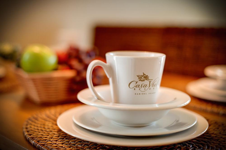 Food & Drinks 5, Casa Ybel Resort, Lee
