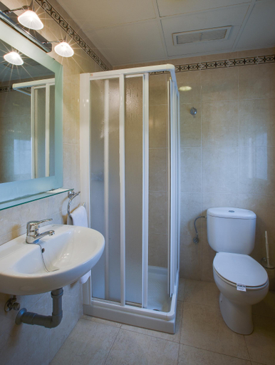 Bathroom 5, Forum Hostal, Córdoba