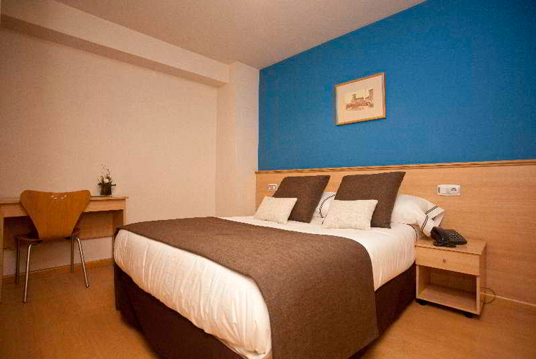 Bedroom, Metropol by Carris, Lugo
