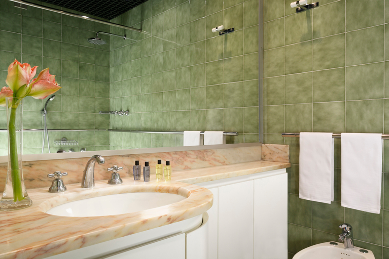 Bathroom 4, UNA HOTELS Hotel Residence Contessa Jolanda Milano, Milano