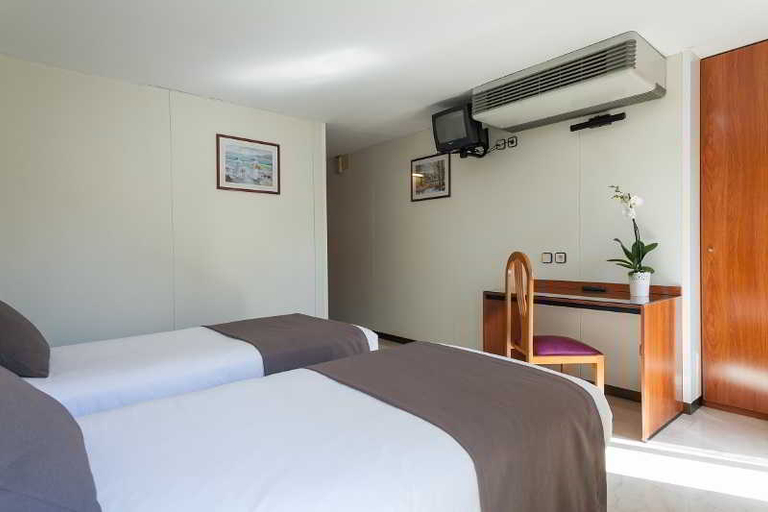 Bedroom 3, Condal, Barcelona