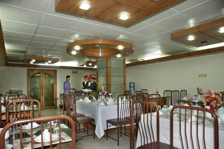 Food & Drinks 4, Sel Nibash, Dhaka