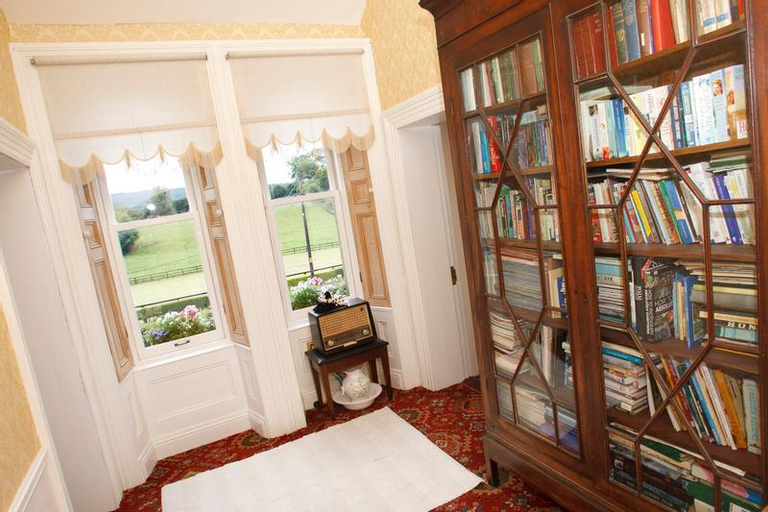 Ardmore Country House,