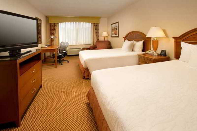 Bedroom 3, Hilton Garden Inn Columbus, Muscogee