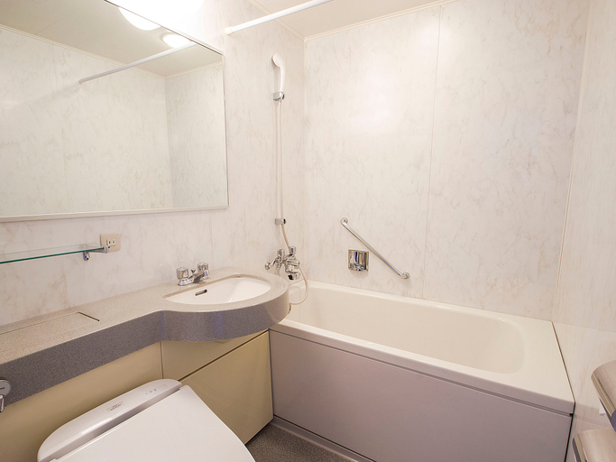 Bathroom 5, Hearton Hotel Nishiumeda, Osaka