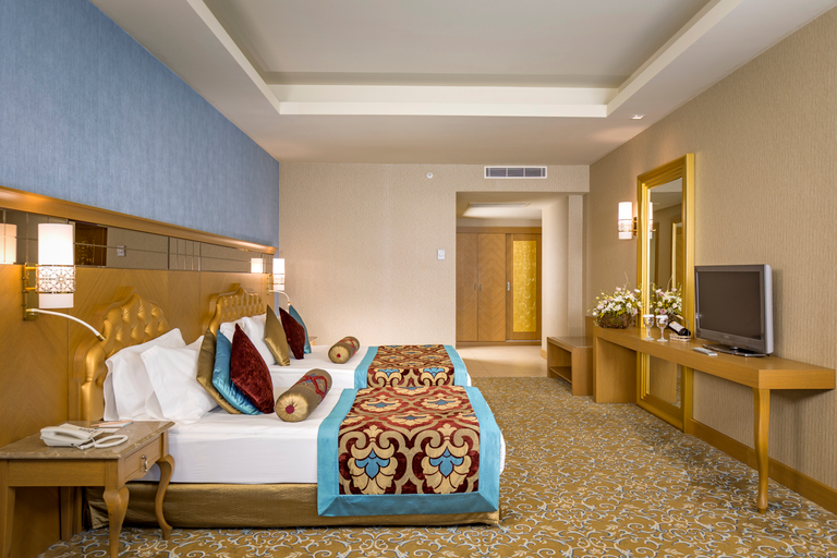 Bedroom 3, Royal Holiday Palace, Antalya