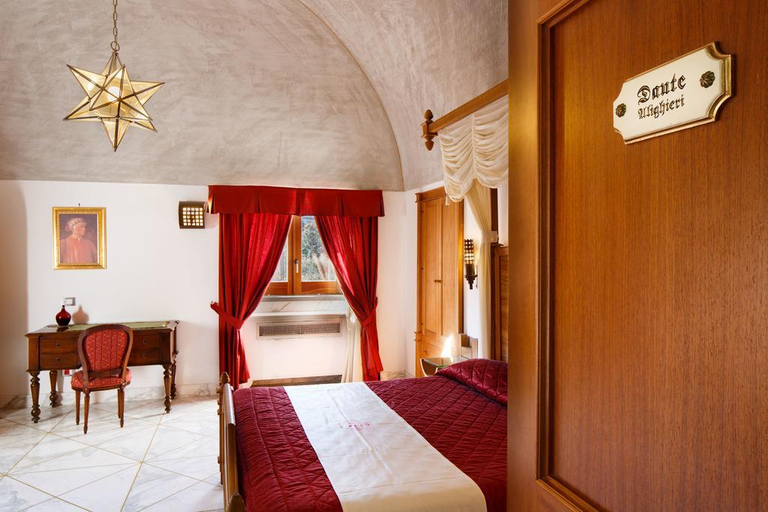 Bedroom, Casale Russo, Napoli