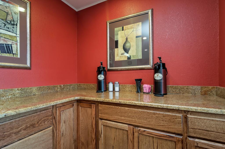 Public Area 5, Hometowne Studios & Suites Bentonville, Benton