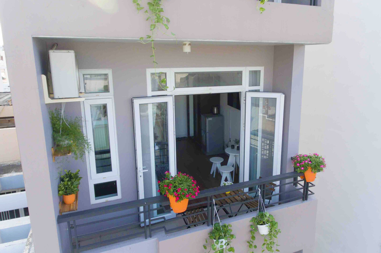 The Nguyens Café DCT, Quận 1
