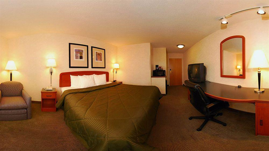 Exterior & Views 2, Comfort Inn & Suites West Chester, Butler