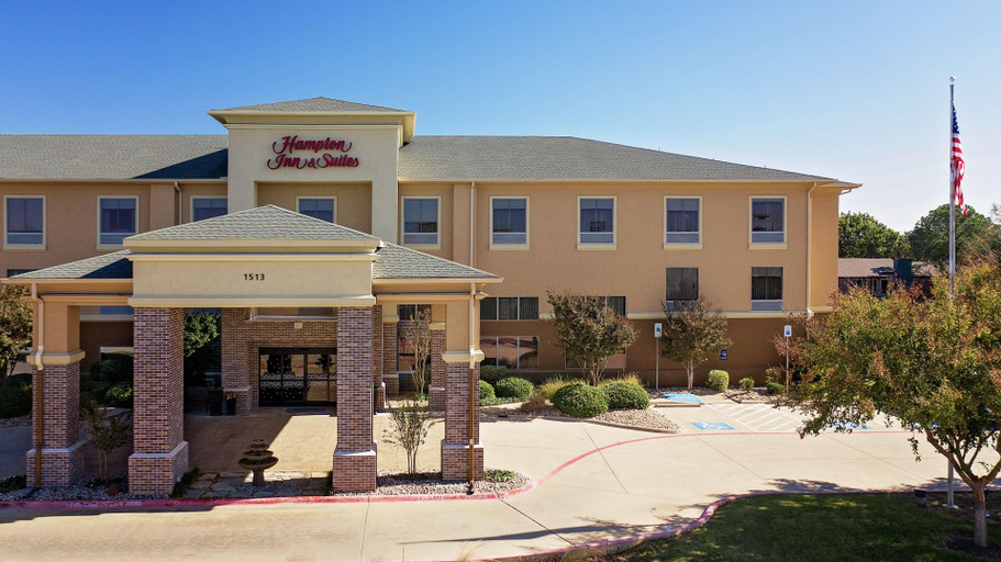 Exterior & Views 1, Hampton Inn & Suites Denton, Denton