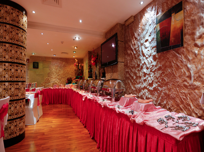 Food & Drinks 5, Panorama Grand, Dubai