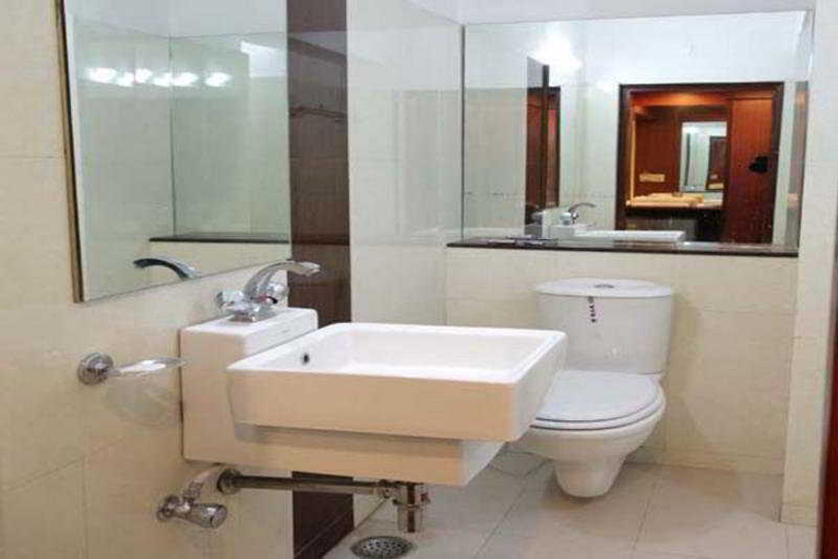 Bathroom 4, Hotel Ashish, Jaipur
