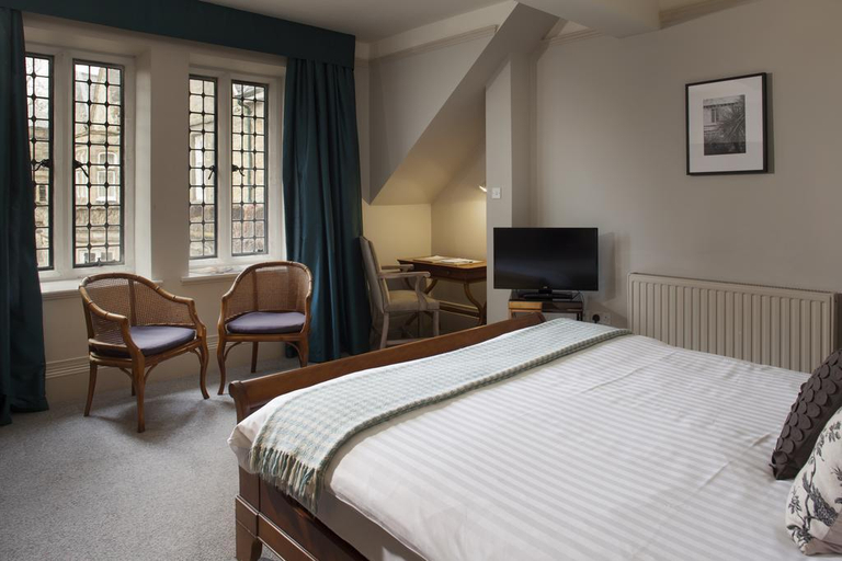 Bedroom 3, Alverton ManorTruro, Cornwall