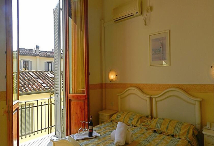 Bedroom 3, Desiree, Florence