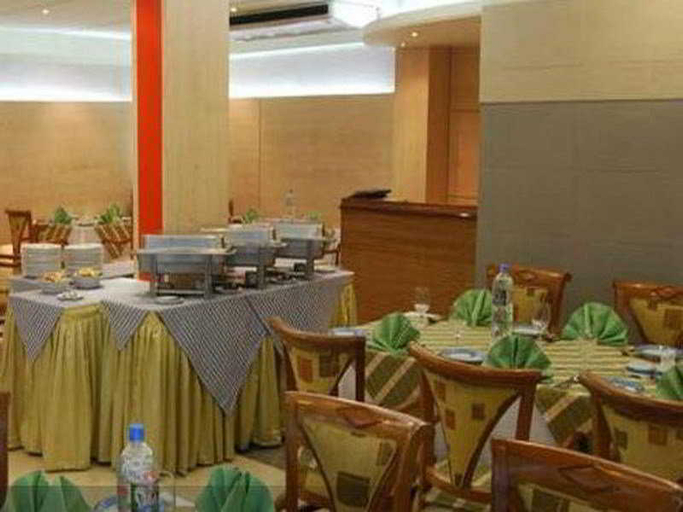 Food & Drinks 4, Rigs Inn, Dhaka