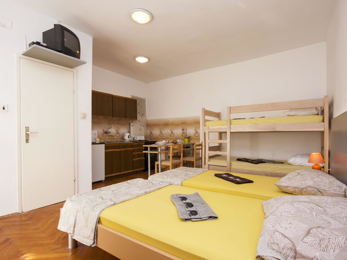 Bedroom 4, Apartments Tanfara, Šibenik