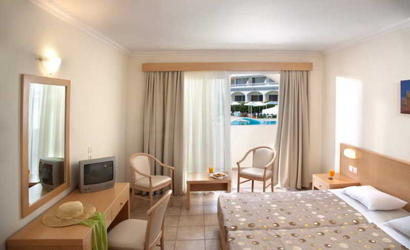 Bedroom 2, Niriides Beach, South Aegean