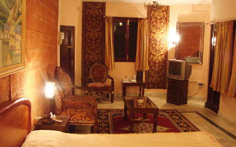 Bedroom 2, WelcomHeritage Grace Hotel, Kangra