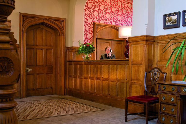 Public Area 2, Hartsfield Manor, Surrey