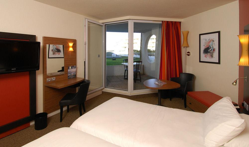 Bedroom, Hôtel & Spa Les Bains de Camargue by Thalazur, Gard