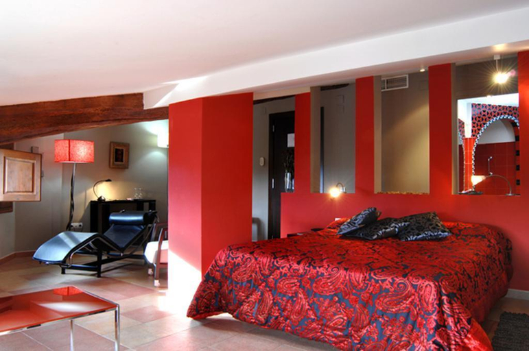 Bedroom 3, Cal Llop, Zaragoza