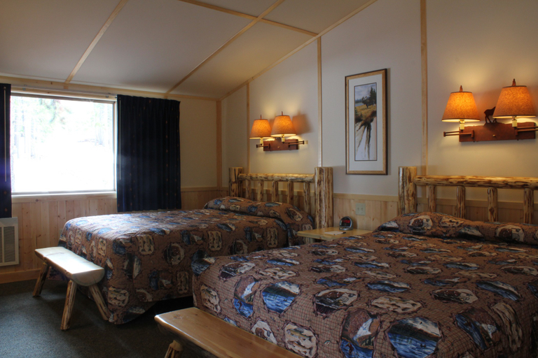 Sport & Beauty, Lake Lodge Cabins, Teton