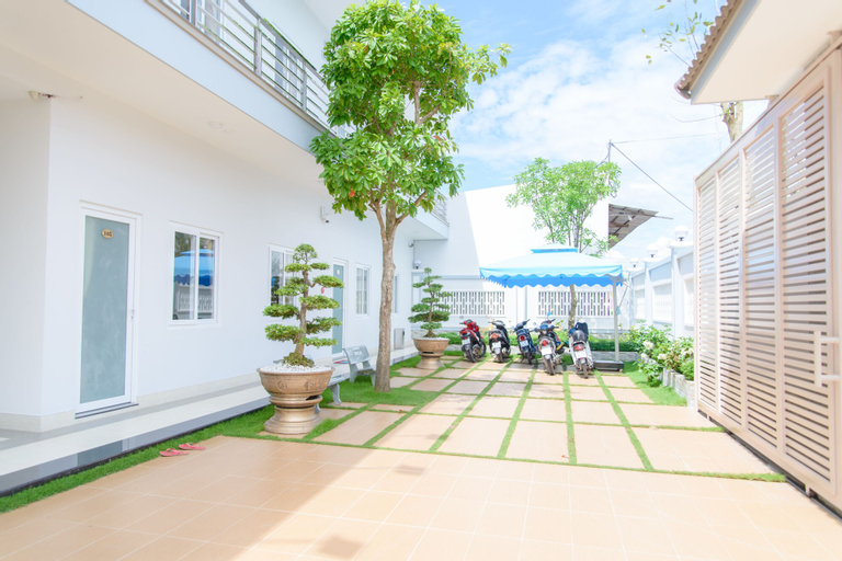 Hung Long Hotel, Giồng Trôm