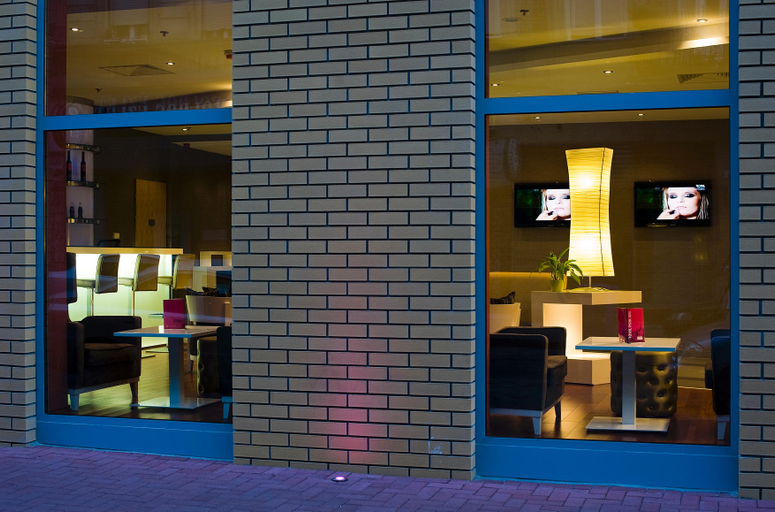 Public Area 3, Royal Park Boutique Hotel, Budapesti
