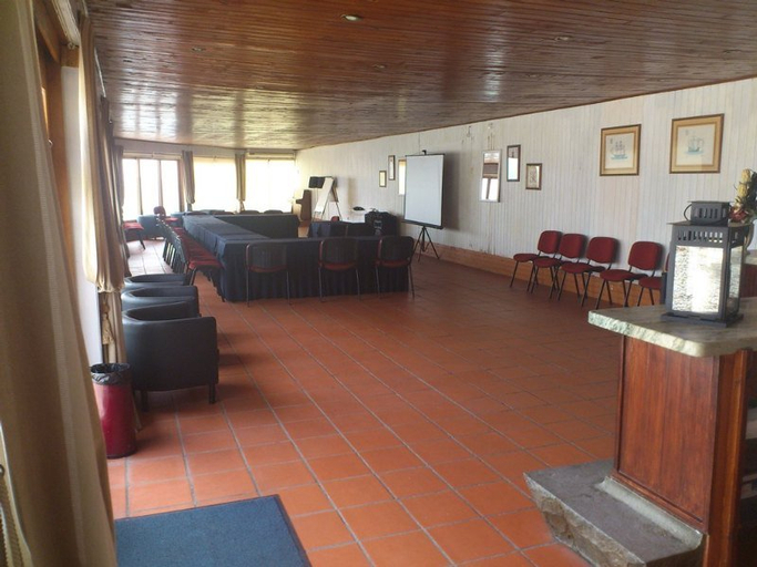 Public Area 3, INATEL Oeiras, Oeiras