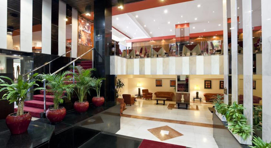 Public Area 3, Globales Republica, Distrito Federal