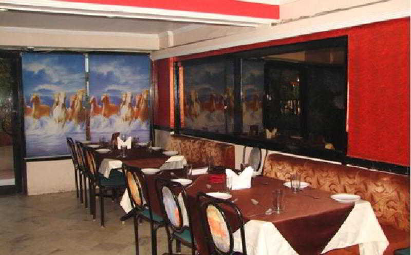 Food & Drinks, Crown Hotel, Ahmadabad