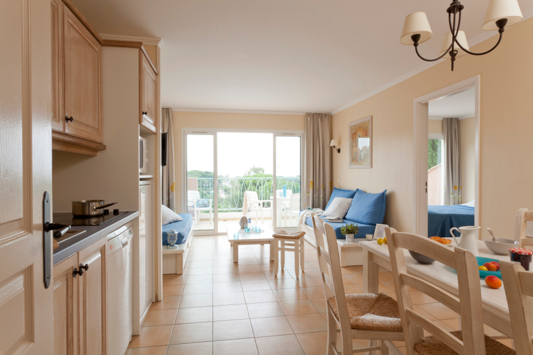 Others, Residence Les Rivages des Issambres, Var