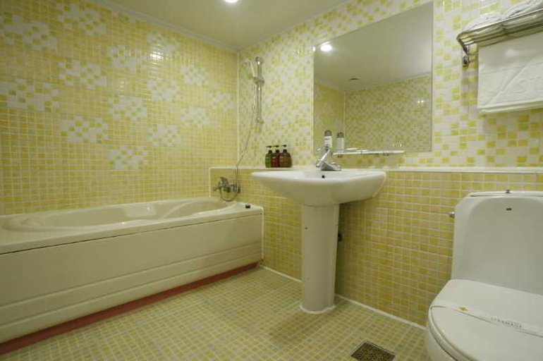 Bathroom 3, Hotel Starmade, Suwon
