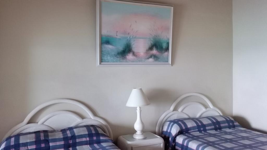 Bedroom 3, Silver Seas Hotel
