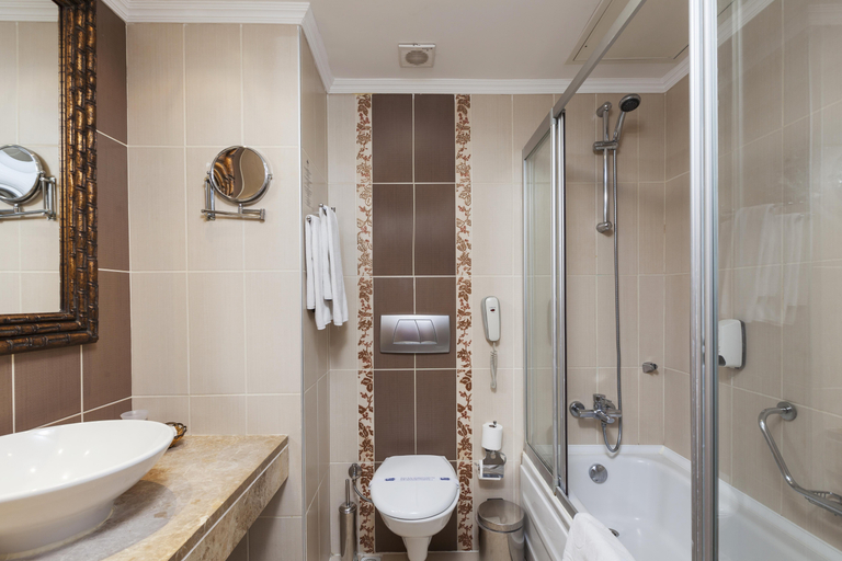 Bathroom 5, Sultan of Side, Manavgat