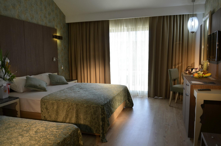 Bedroom 3, Port Side Resort, Manavgat