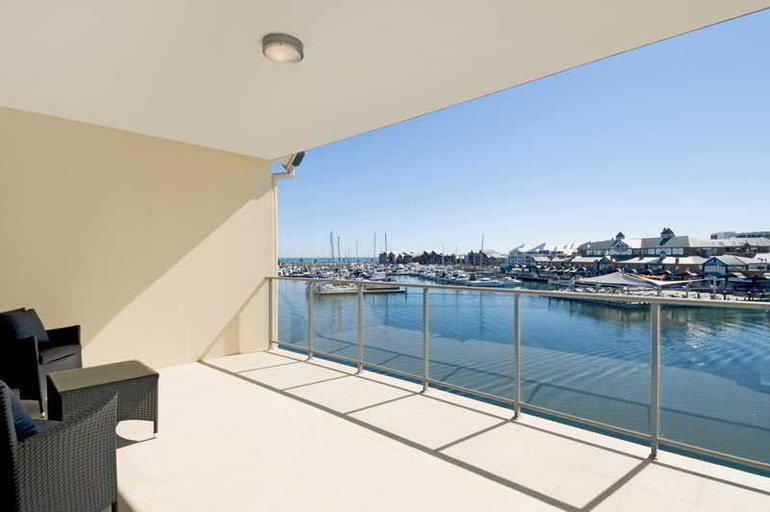 Exterior & Views 5, Dolphin Quay Apartment Hotel, Mandurah