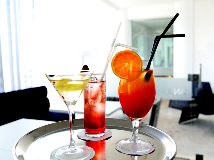 Food & Drinks 6