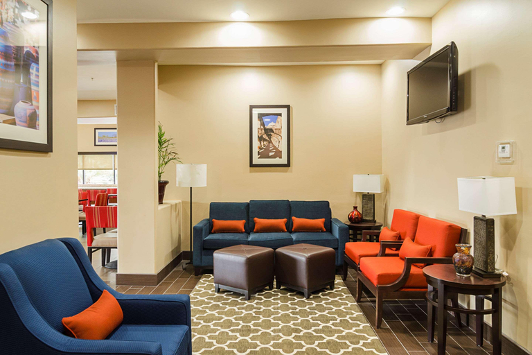 Public Area 2, Quality Suites North IH 35, Bexar