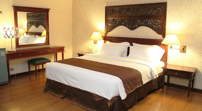 Narita Hotel Surabaya, Surabaya
