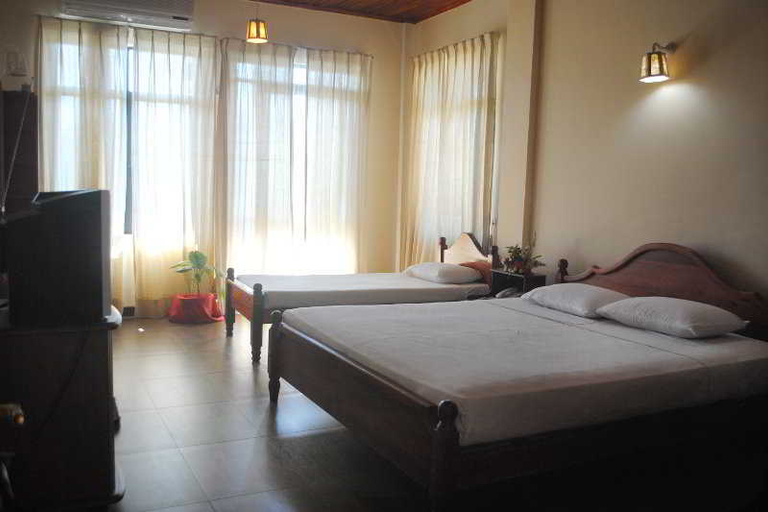 Bedroom 3, Hotel Elephant Bay - World's Best Place to See the Elephants, Rambukkana