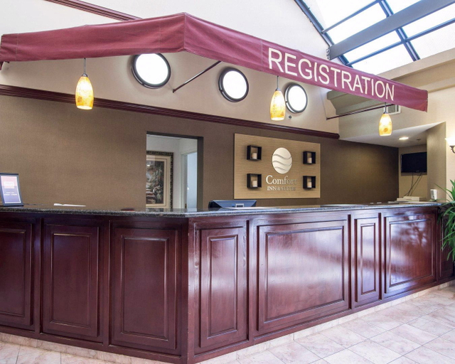 Public Area 2, Comfort Inn & Suites Suwanee - Sugarloaf, Gwinnett