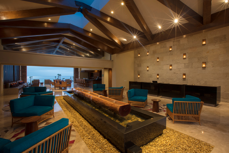Public Area 3, Krystal Grand Los Cabos, La Paz