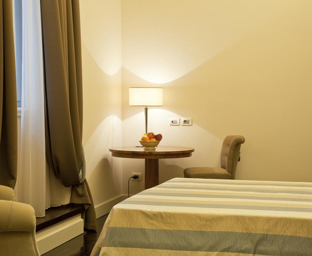 Bedroom 1, Hotel Patria, Pistoia