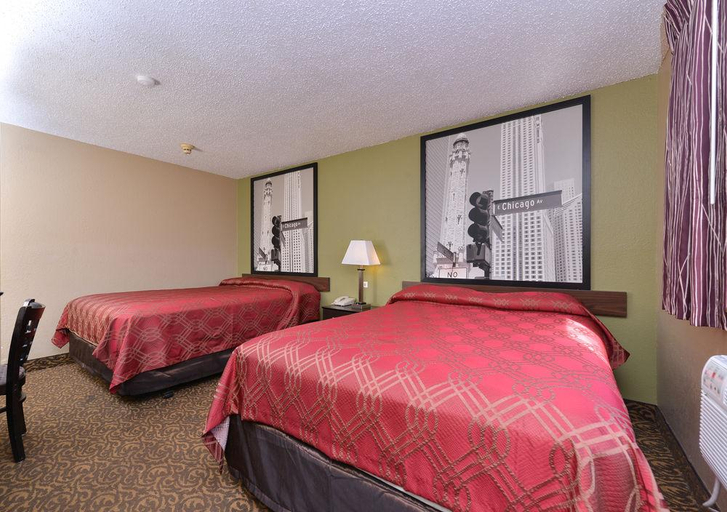 Bedroom 5, Gurnee Inn, Lake